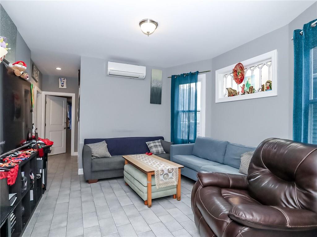 28 Pearl Street Grymes Hill Staten Island NY 10304