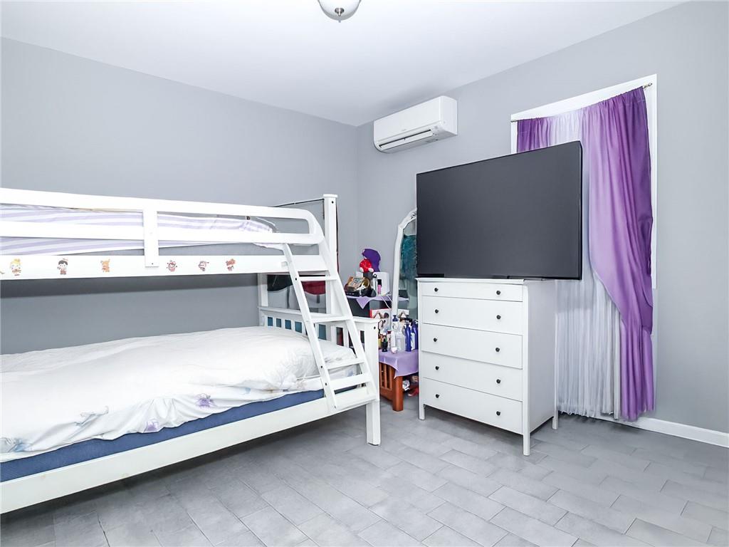 28 Pearl Street Grymes Hill Staten Island NY 10304