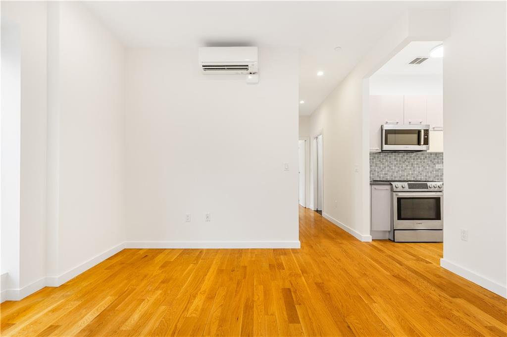 8629 Bay Pkwy Bath Beach Brooklyn NY 11214