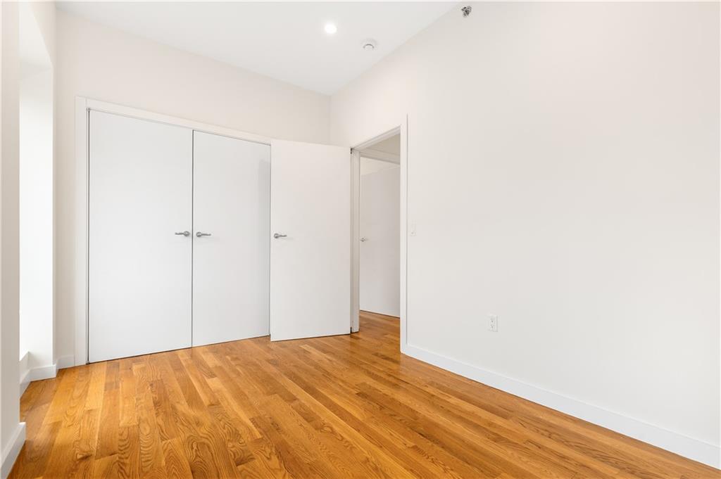 8629 Bay Pkwy Bath Beach Brooklyn NY 11214