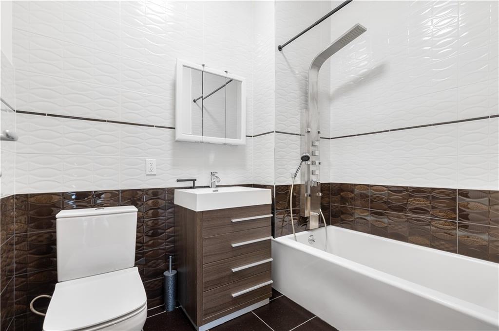 8629 Bay Pkwy Bath Beach Brooklyn NY 11214