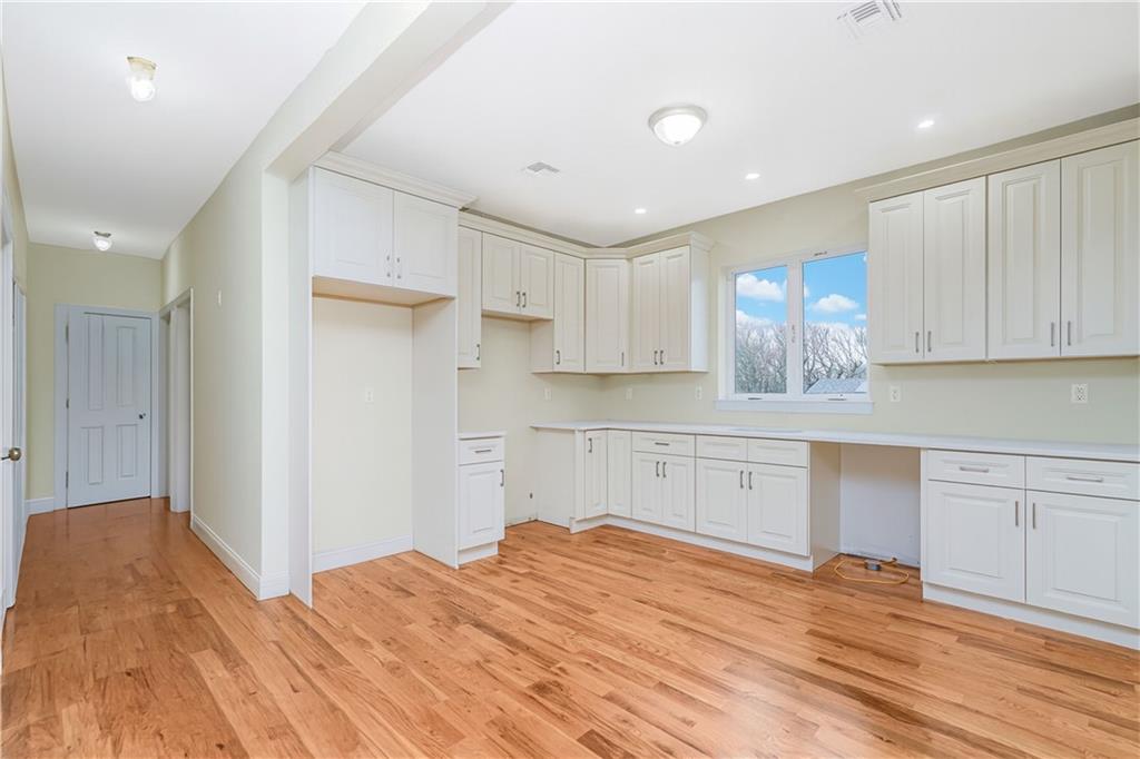 552 Drumgoole Road Annadale Staten Island NY 10312