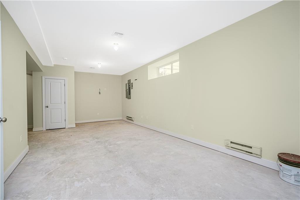 552 Drumgoole Road Annadale Staten Island NY 10312