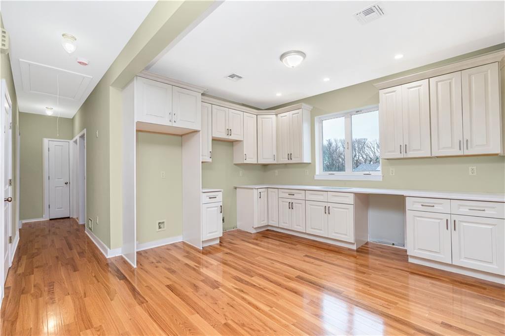 552 Drumgoole Road Annadale Staten Island NY 10312