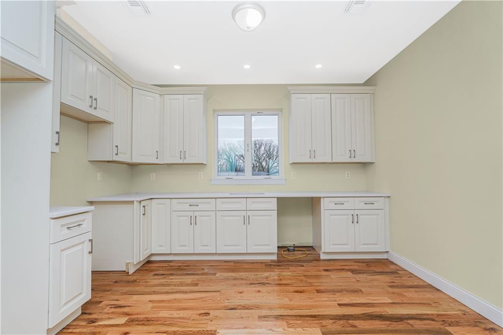 552 Drumgoole Road Annadale Staten Island NY 10312