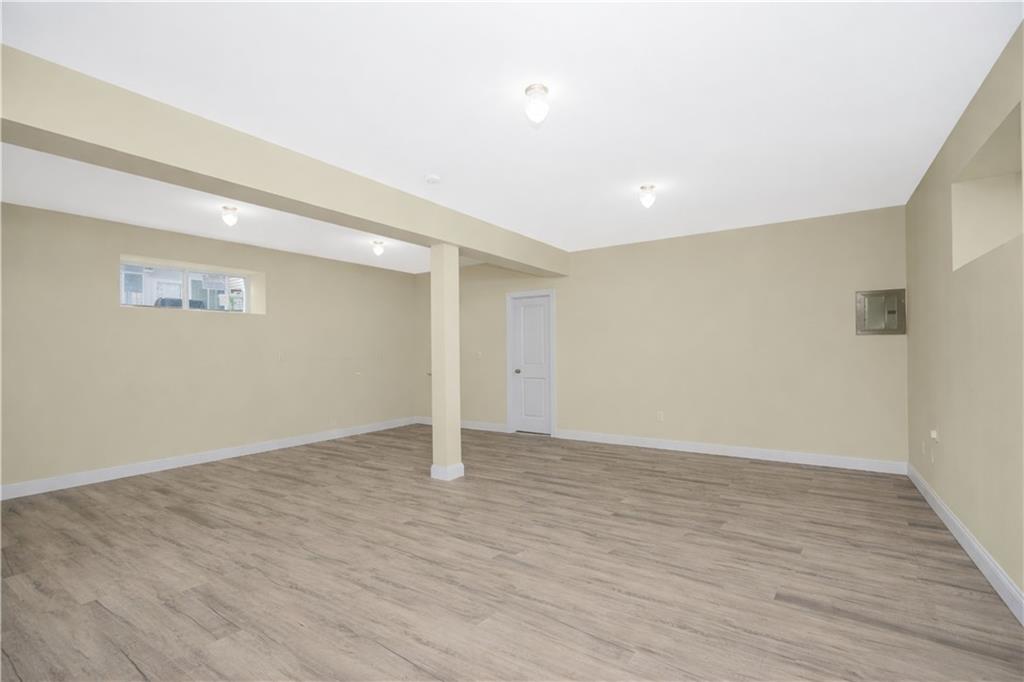 552 Drumgoole Road Annadale Staten Island NY 10312