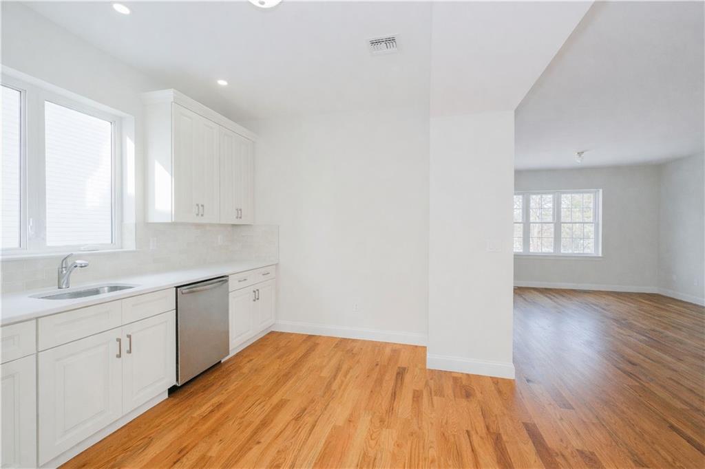 552 Drumgoole Road Annadale Staten Island NY 10312