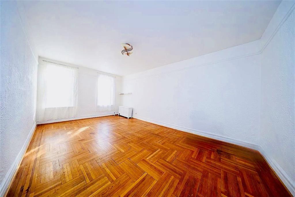 1610 Avenue P Avenue Midwood Brooklyn NY 11229