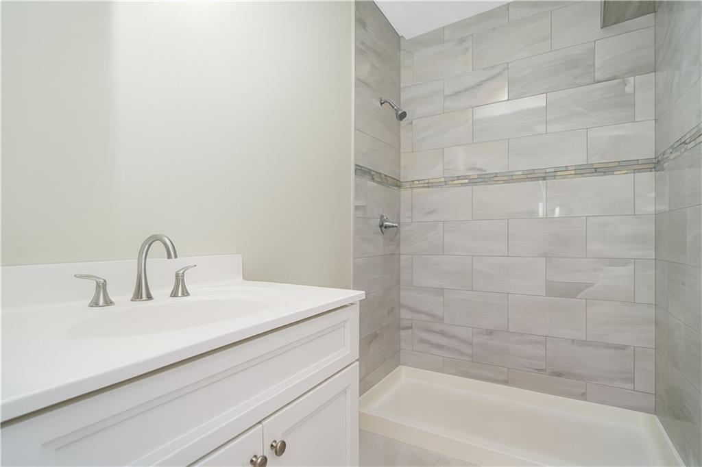 556 Drumgoole Road Annadale Staten Island NY 10312