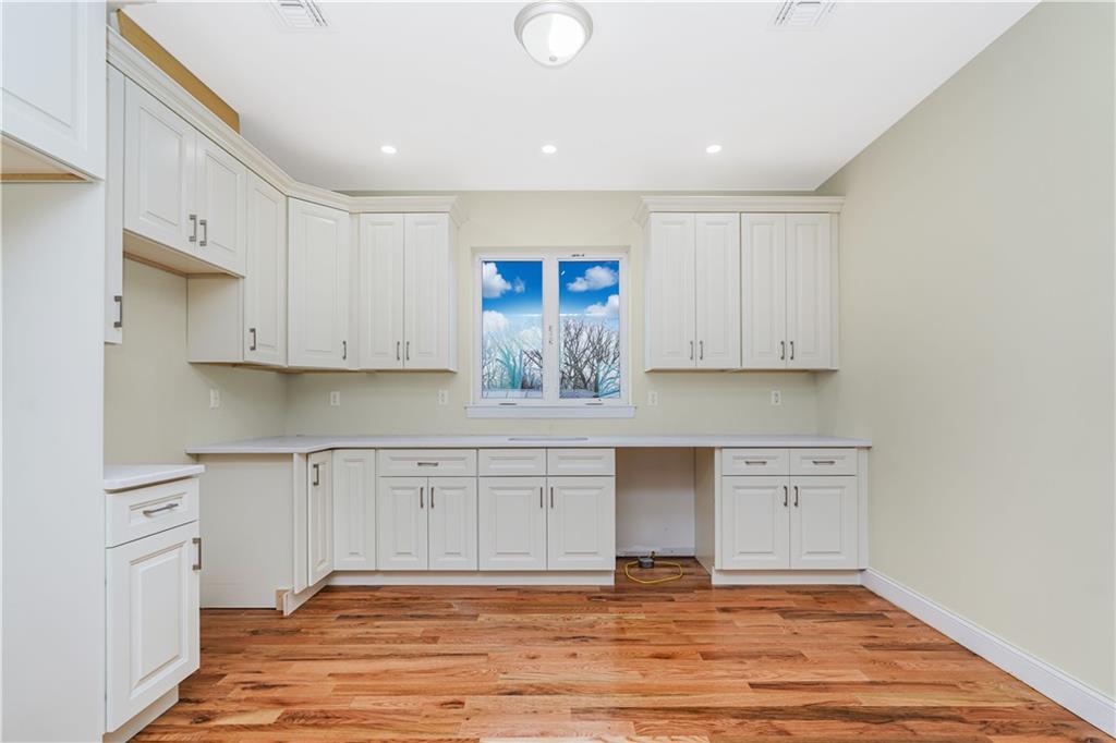 556 Drumgoole Road Annadale Staten Island NY 10312