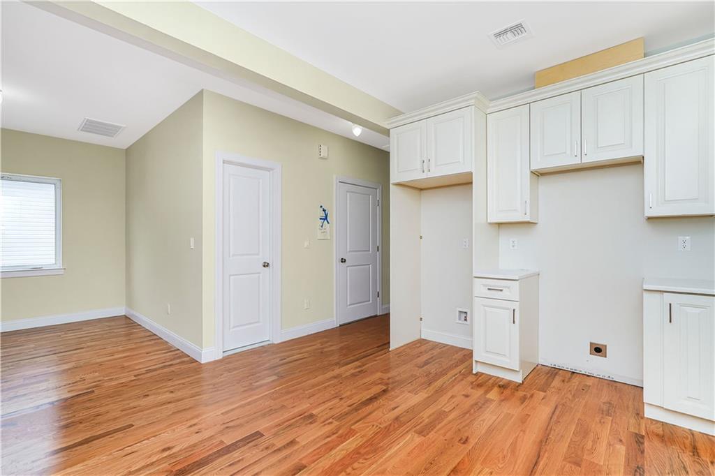 556 Drumgoole Road Annadale Staten Island NY 10312