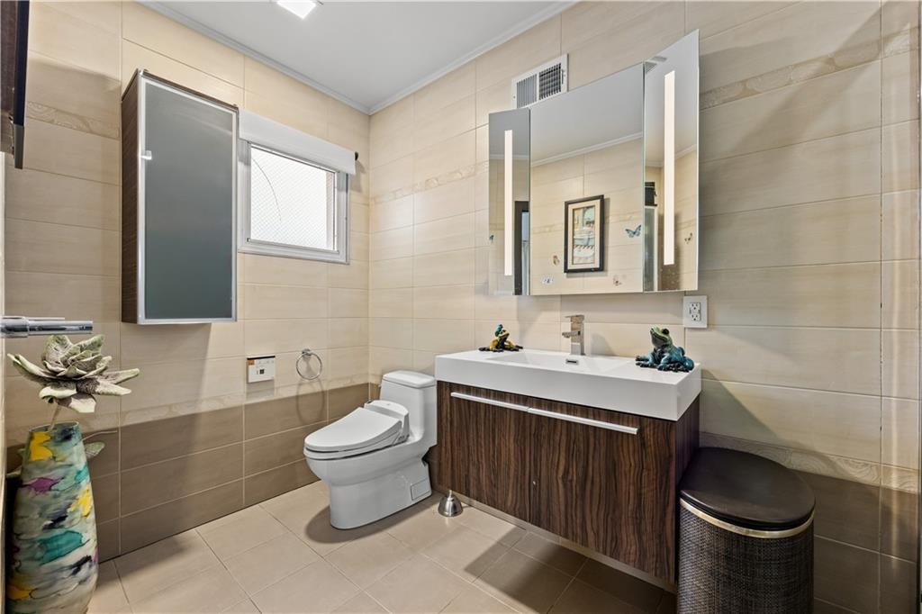 3126 Emmons Avenue Sheepshead Bay Brooklyn NY 11229