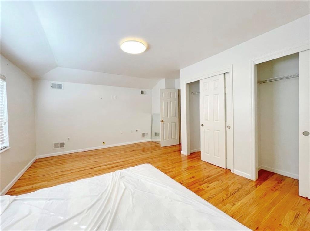 372 Maryland Avenue Rosebank Staten Island NY 10305