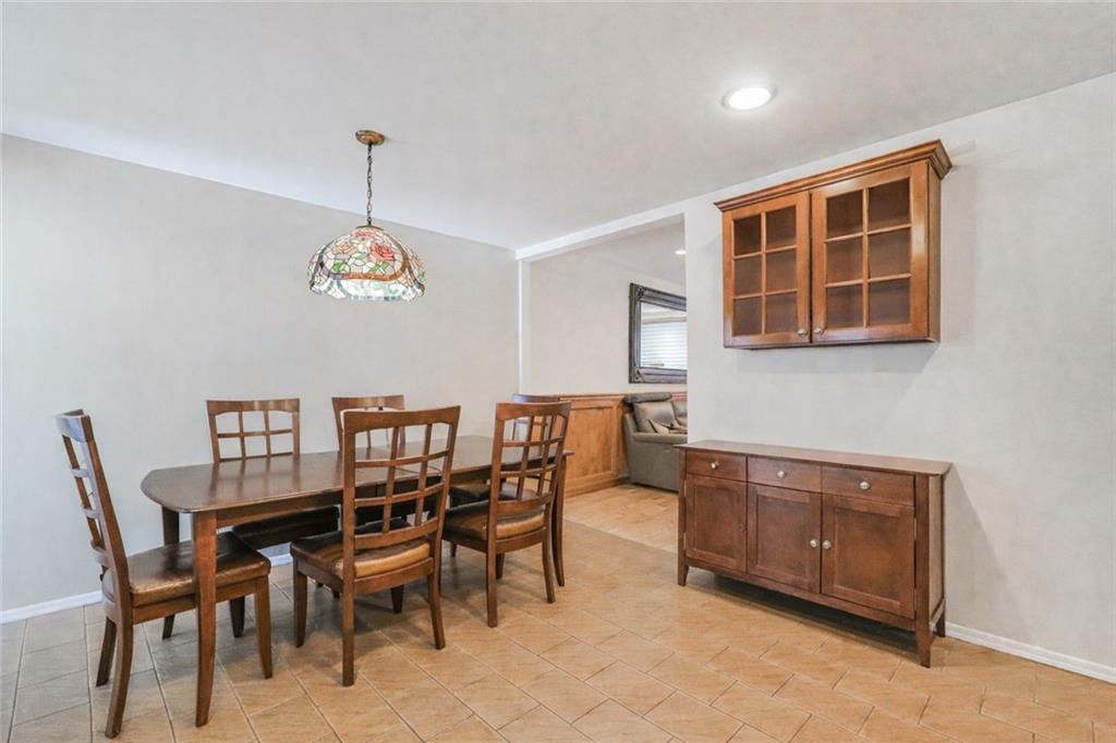 8886 16th Avenue Bath Beach Brooklyn NY 11214