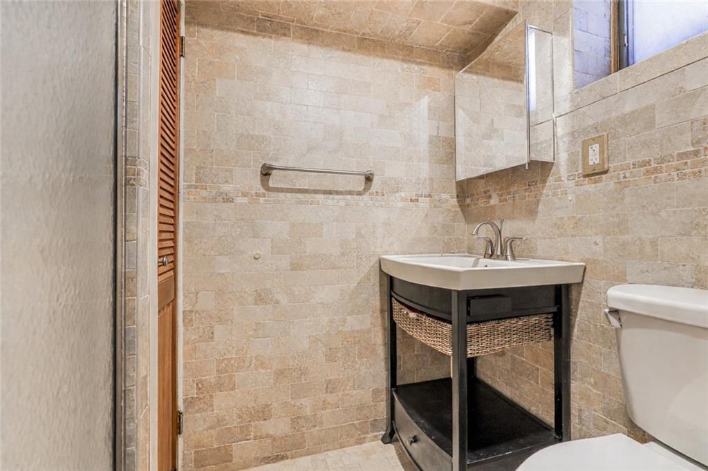 8886 16th Avenue Bath Beach Brooklyn NY 11214