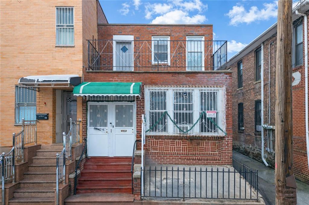 935 58th Street Sunset Park Brooklyn NY 11219