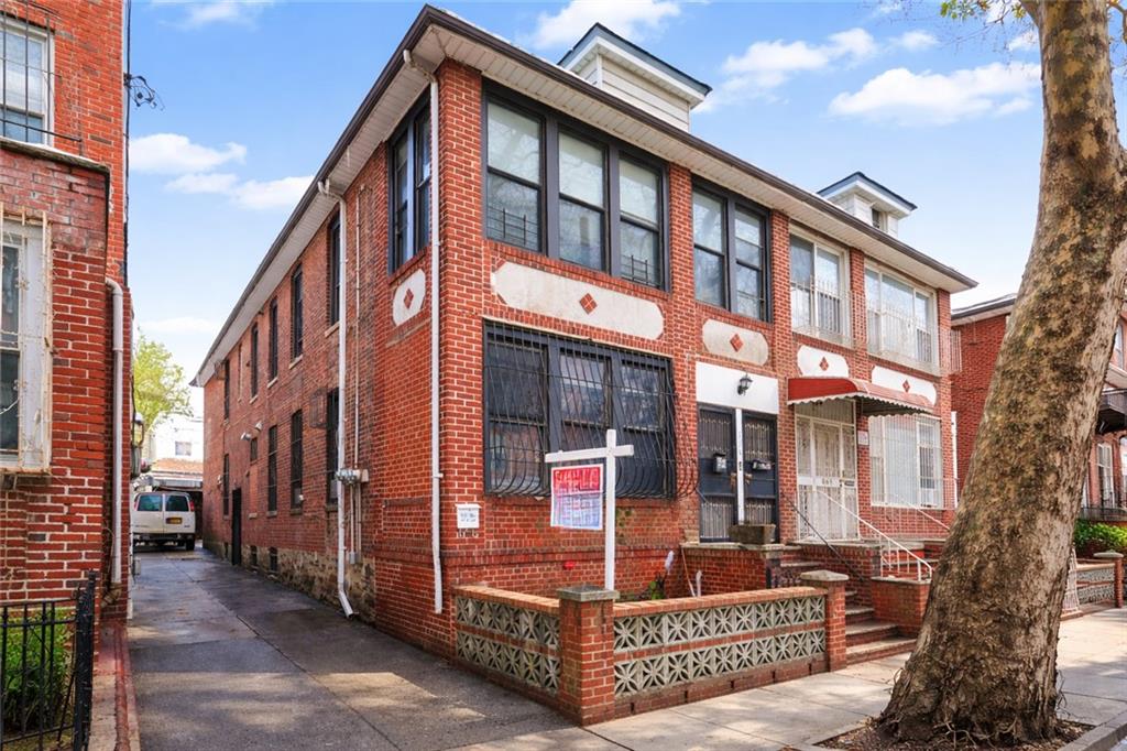 939 58th Street Sunset Park Brooklyn NY 11219