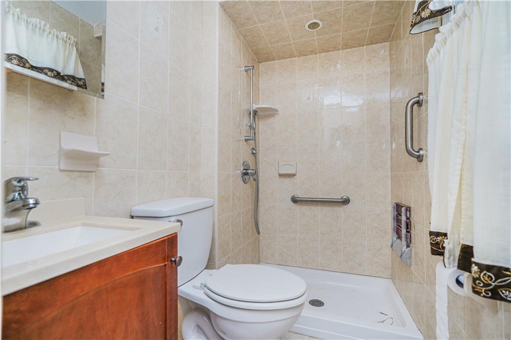 148 Memphis Avenue Eltingville Staten Island NY 10312