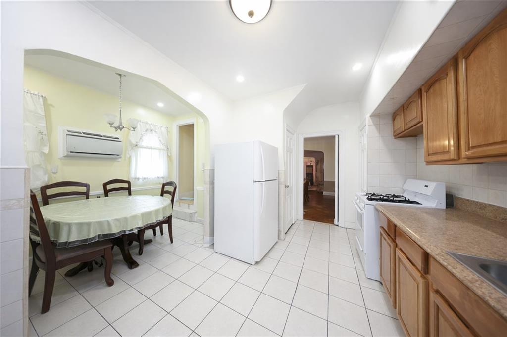 4702 Avenue I Flatlands Brooklyn NY 11234