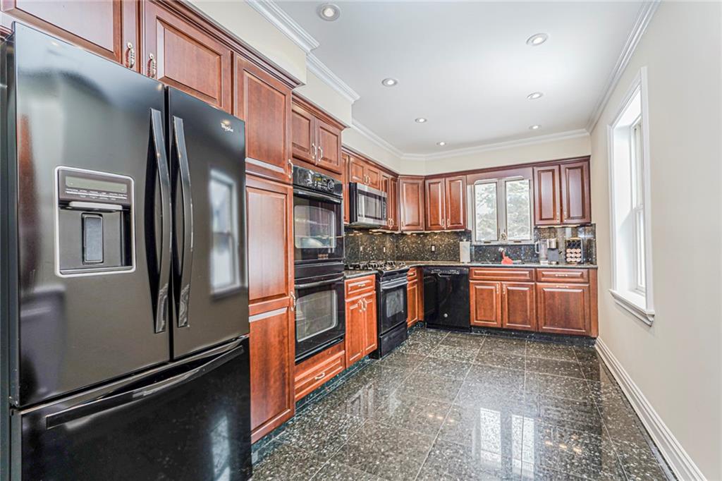 45 College Avenue Brooklyn Heights Staten Island NY 10314