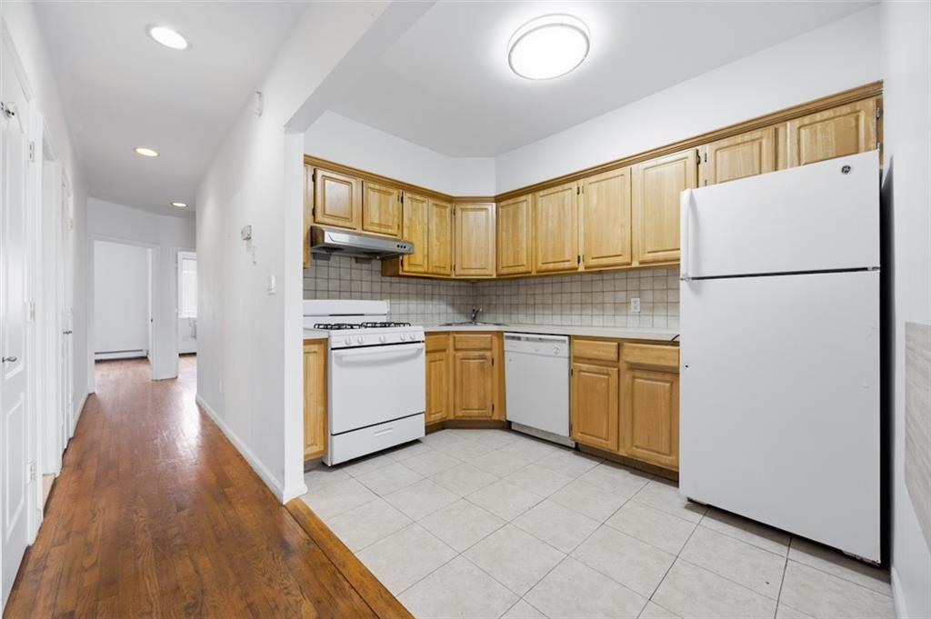 6633 Duryea Court Bensonhurst Brooklyn NY 11219