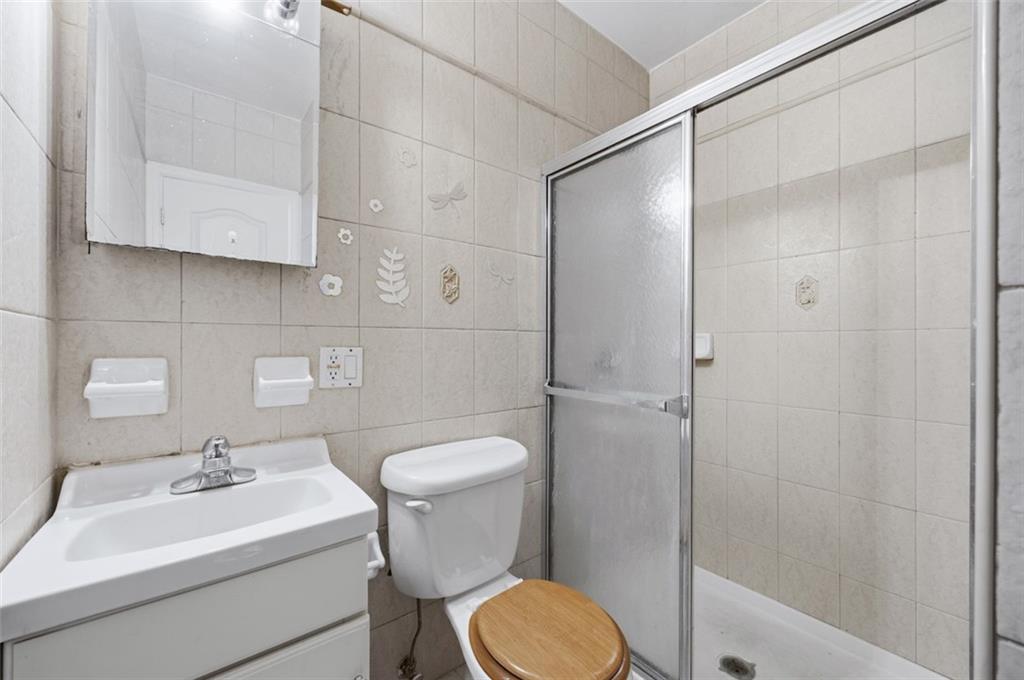 6633 Duryea Court Bensonhurst Brooklyn NY 11219