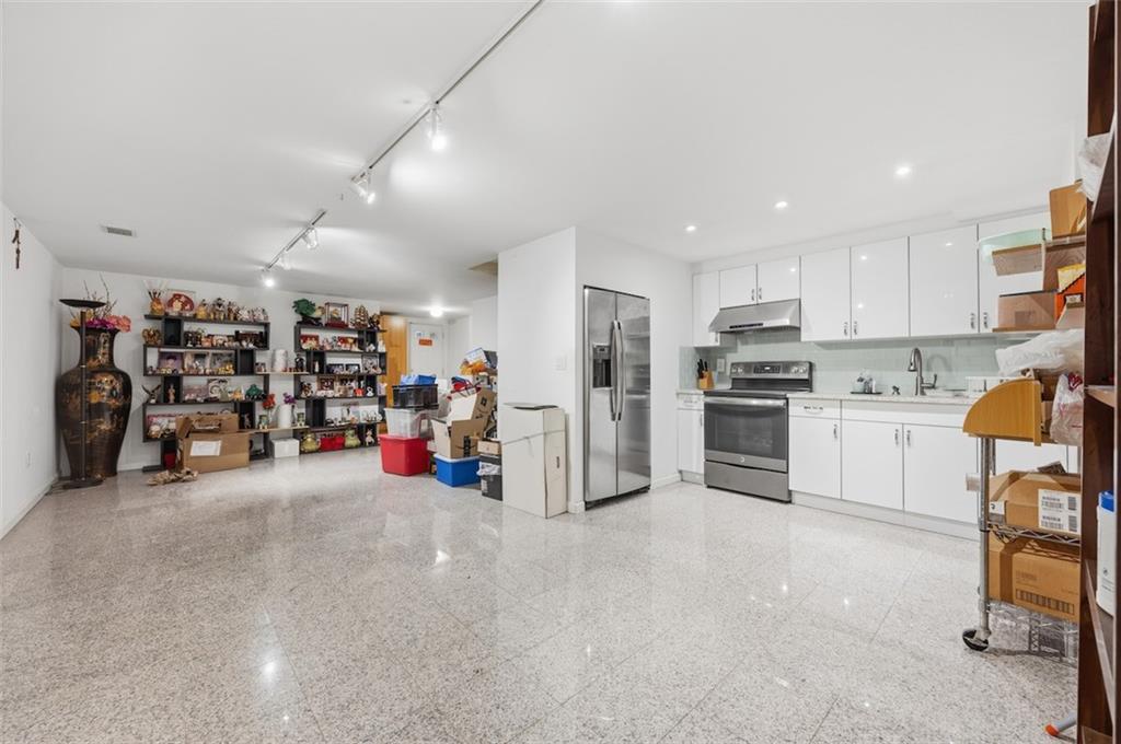 6633 Duryea Court Bensonhurst Brooklyn NY 11219