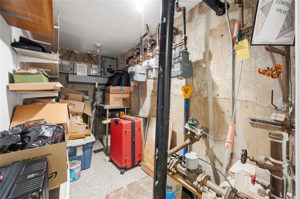 6633 Duryea Court Bensonhurst Brooklyn NY 11219