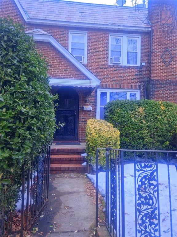 219-35 Edgewood Avenue Laurelton Brooklyn NY 11413
