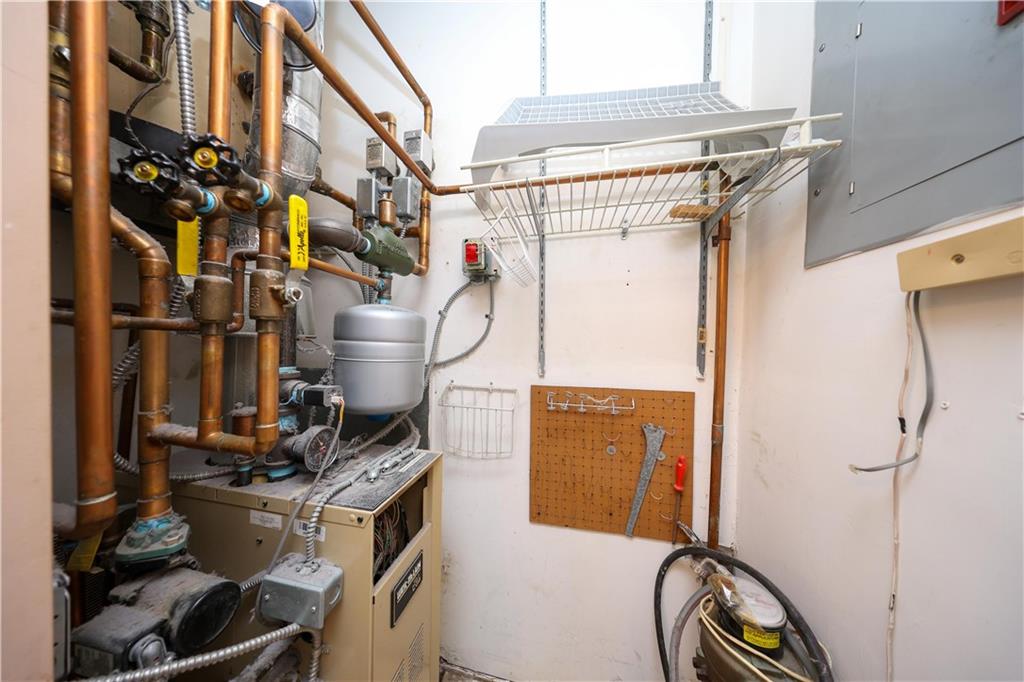 2842 West 27 Street Coney Island Brooklyn NY 11224