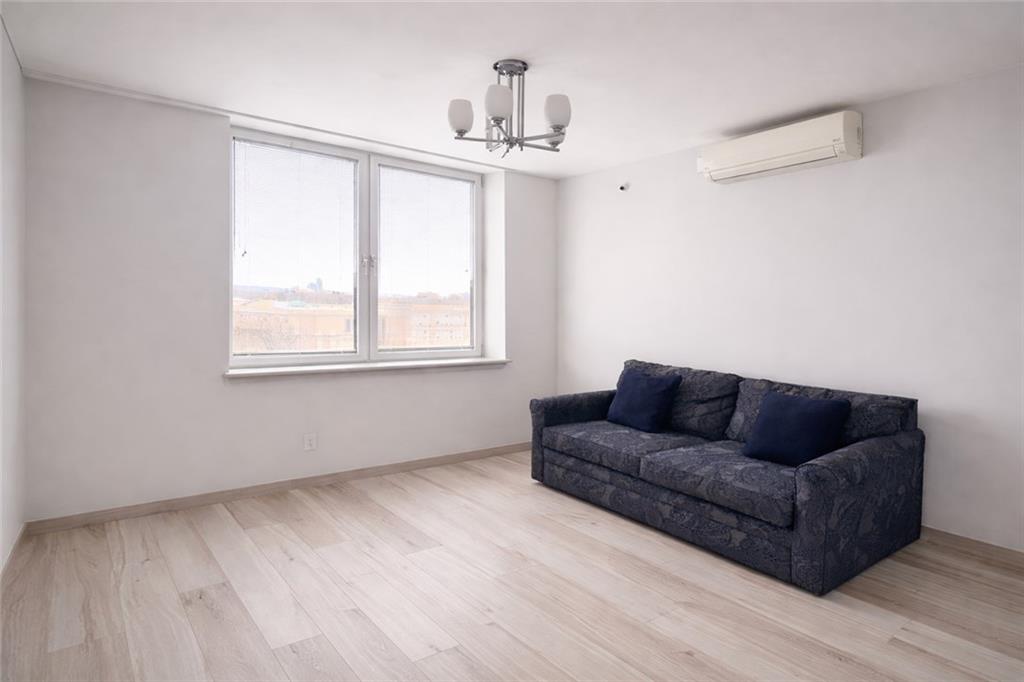 2805 Ocean Parkway Brighton Beach Brooklyn NY 11235