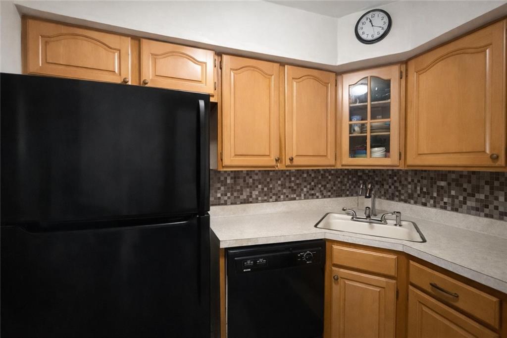 21 Richmond Court Mariner's Harbor Staten Island NY 10303