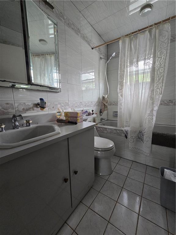 1468 East 27 Street Midwood Brooklyn NY 11210