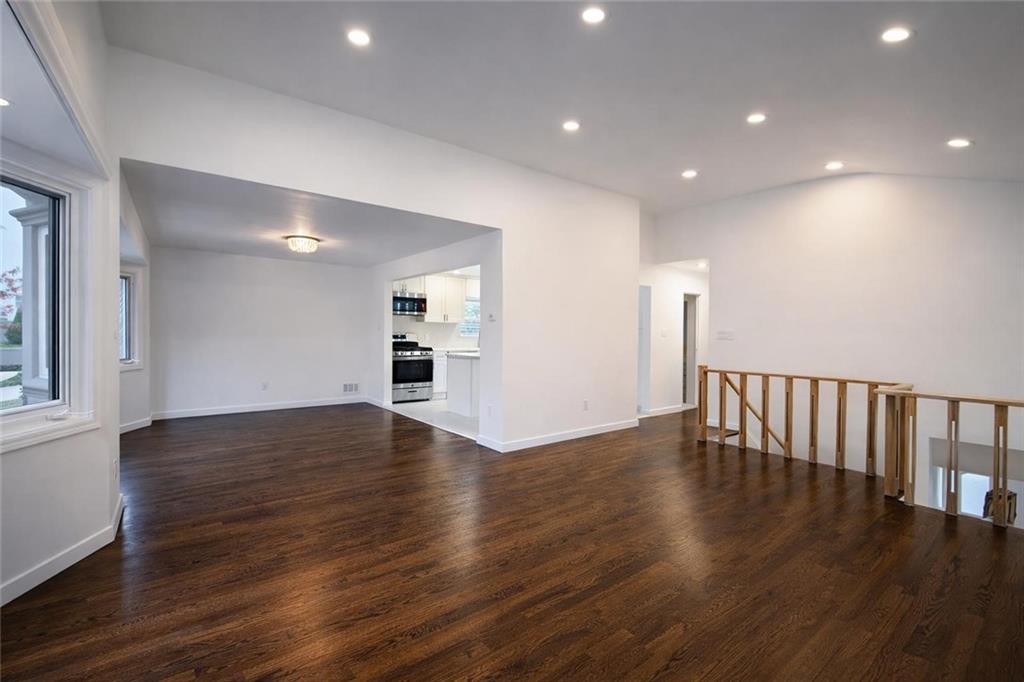 20 Copley Street New Springville Staten Island NY 10314