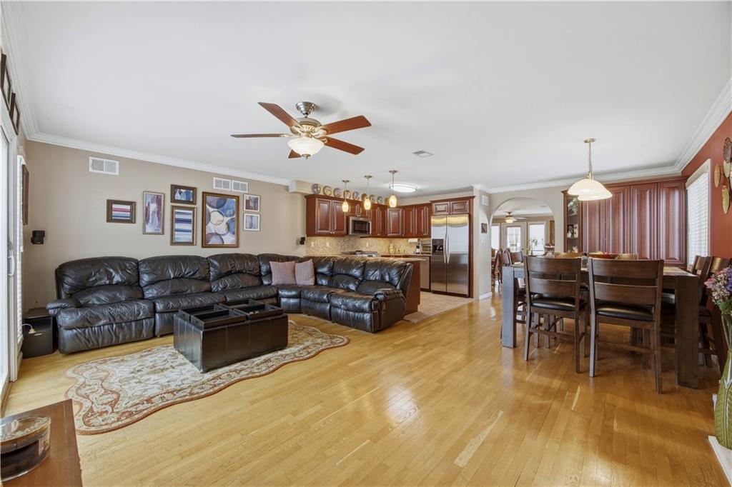 1622 Woodrow Road Woodrow Staten Island NY 10309