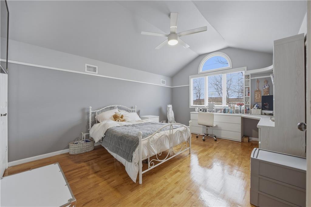 1622 Woodrow Road Woodrow Staten Island NY 10309