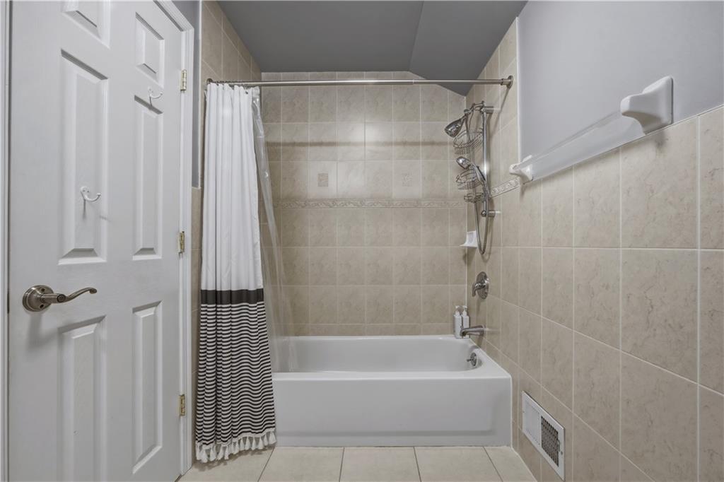 1622 Woodrow Road Woodrow Staten Island NY 10309