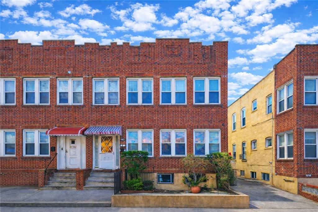 81-20 Dongan Avenue Elmhurst Elmhurst NY 11373