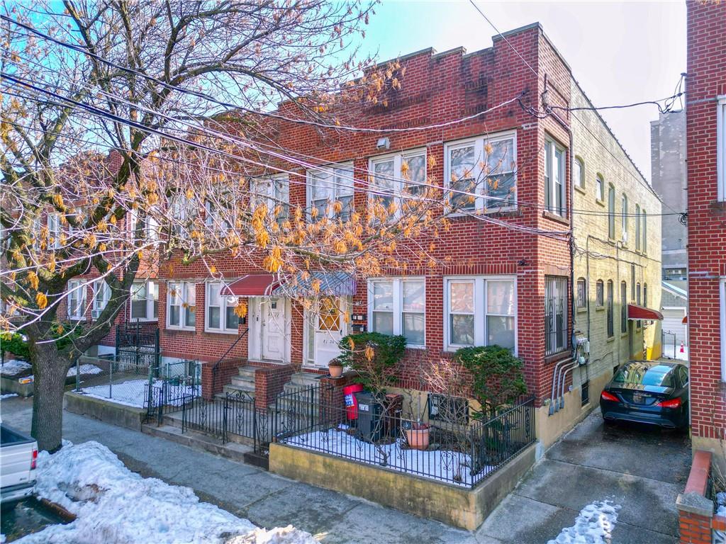 81-20 Dongan Avenue Elmhurst Elmhurst NY 11373