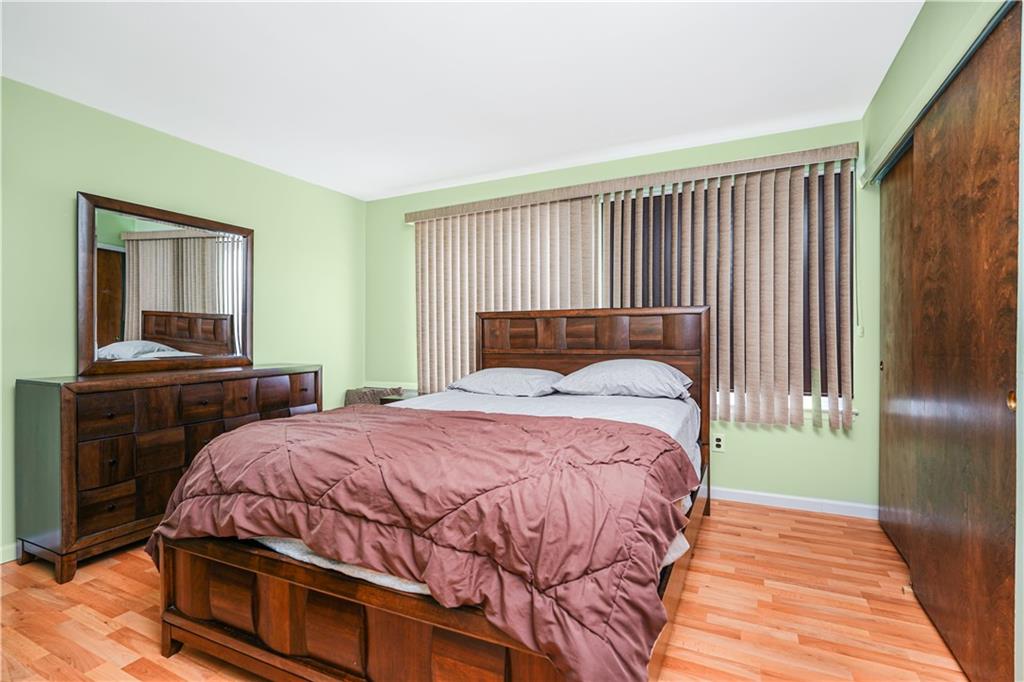 222 Forest Green Arden Heights Staten Island NY 10314