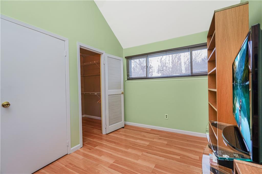 222 Forest Green Arden Heights Staten Island NY 10314