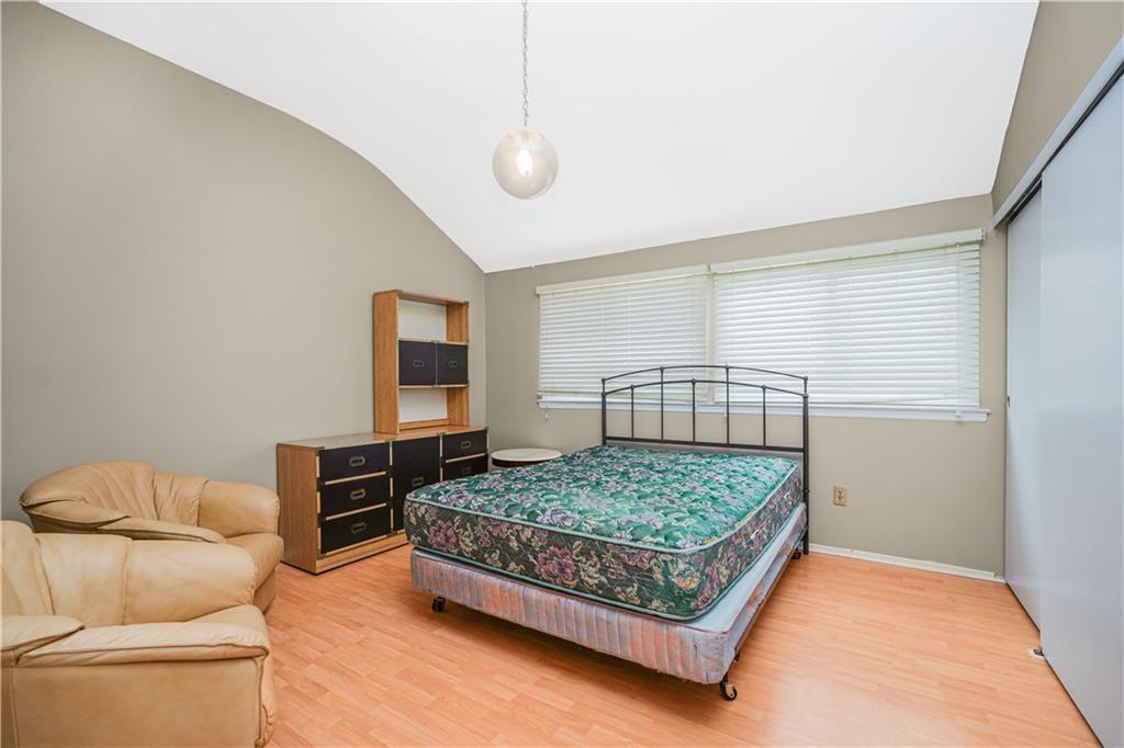 222 Forest Green Arden Heights Staten Island NY 10314