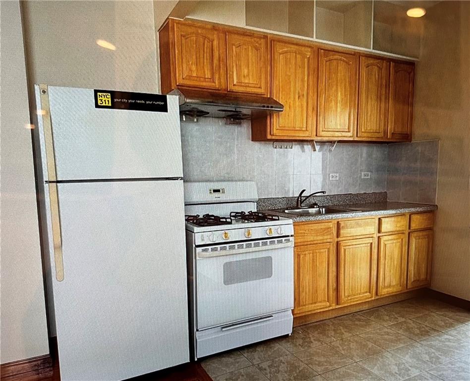 6610 17th Avenue Bensonhurst Brooklyn NY 11204