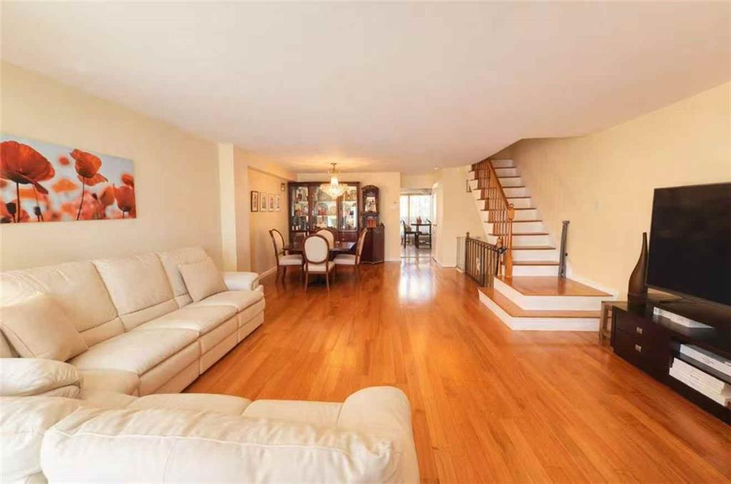 49 Caswell Lane Bulls Head Staten Island NY 10314