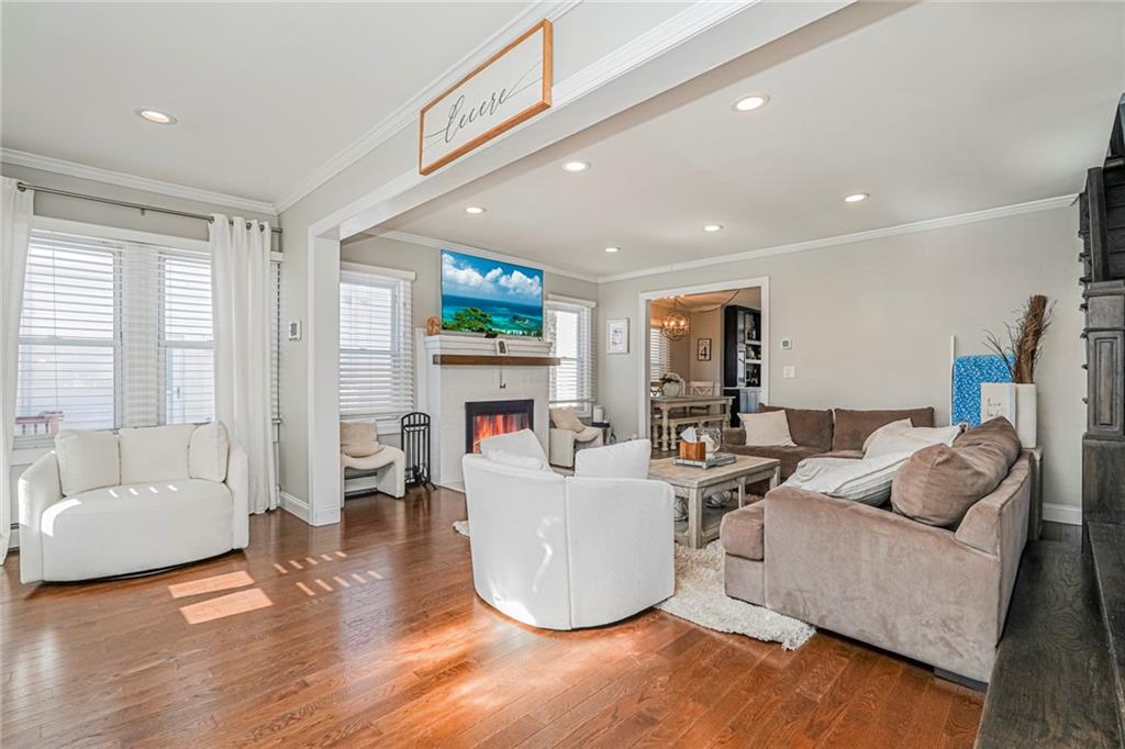 99 Pitney Avenue Woodrow Staten Island NY 10309