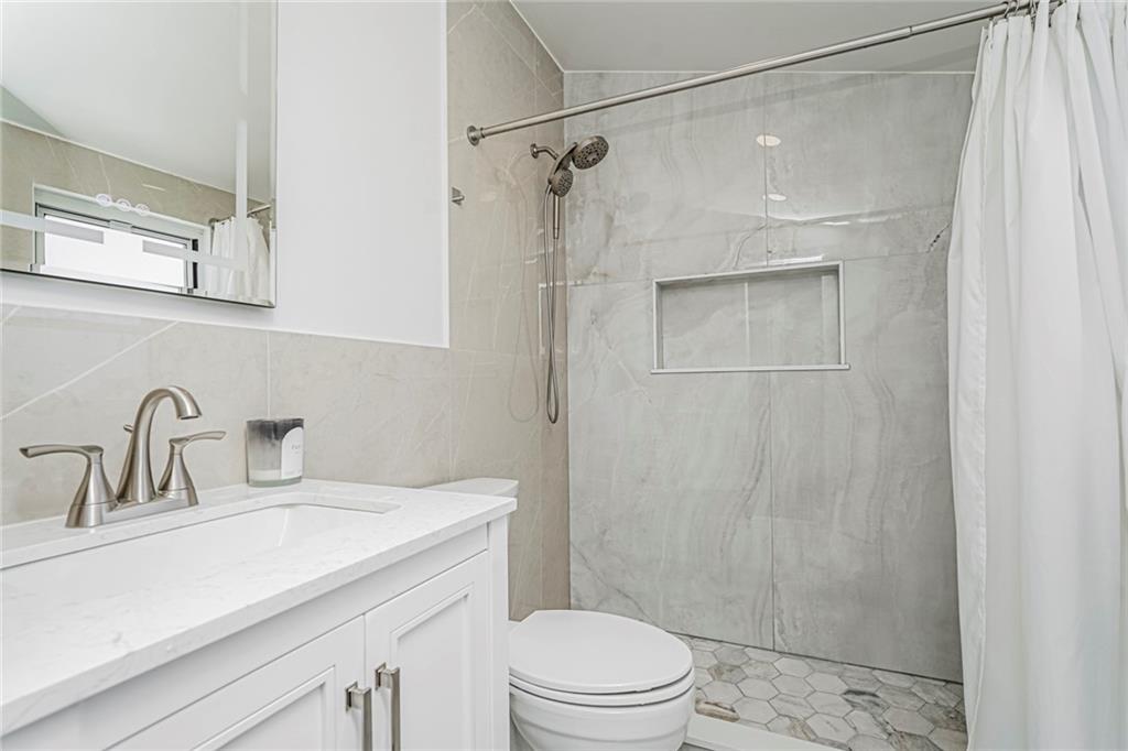 99 Pitney Avenue Woodrow Staten Island NY 10309