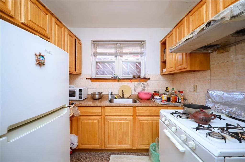 2516 Cropsey Avenue Bath Beach Brooklyn NY 11214