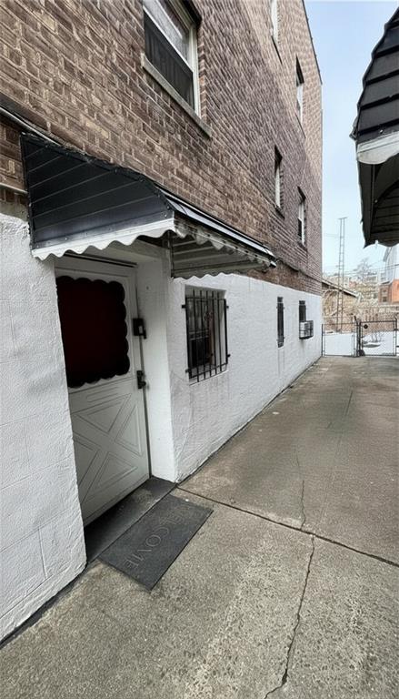 1718 Williamsbridge Road Morris Park Bronx NY 10461