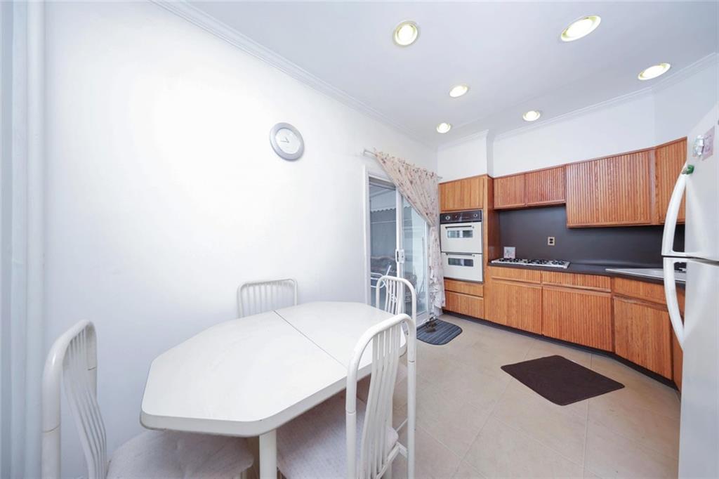 1951A West 9th Street Gravesend Brooklyn NY 11223