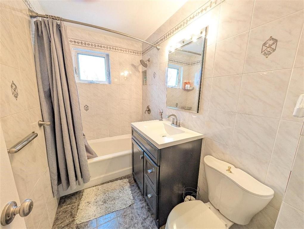 1847 East 34th Street Marine Park Brooklyn NY 11234